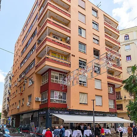 Soho Citycenter, Young People Only Apartment *